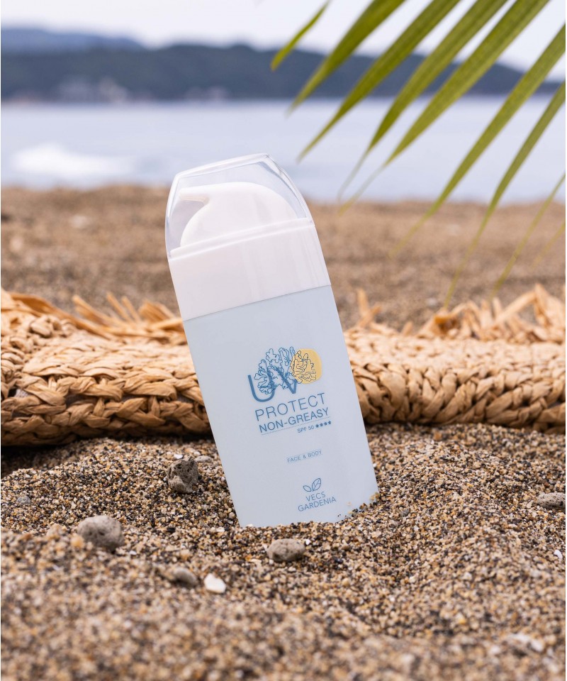 水潤防曬凝露 SPF50 ✭✭✭✭ 45G 水潤防曬凝露 SPF50 ✭✭✭✭ 45G
